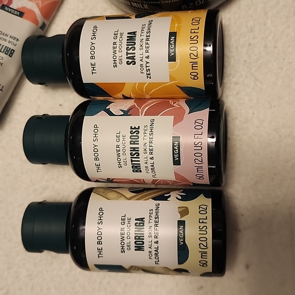 The Body Shop Bundle NWT With Full Size - 5 Items - Picture 2 of 4